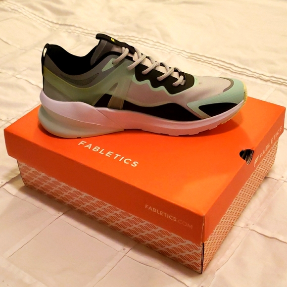 👟BNIB FABLETICS Women's Cheviot Performance Sneaker Size 8/8.5 - Picture 5 of 11